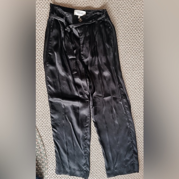 The Great The Statement Trouser in black. Bought in 2023 worn less than 3 times - Picture 3 of 8